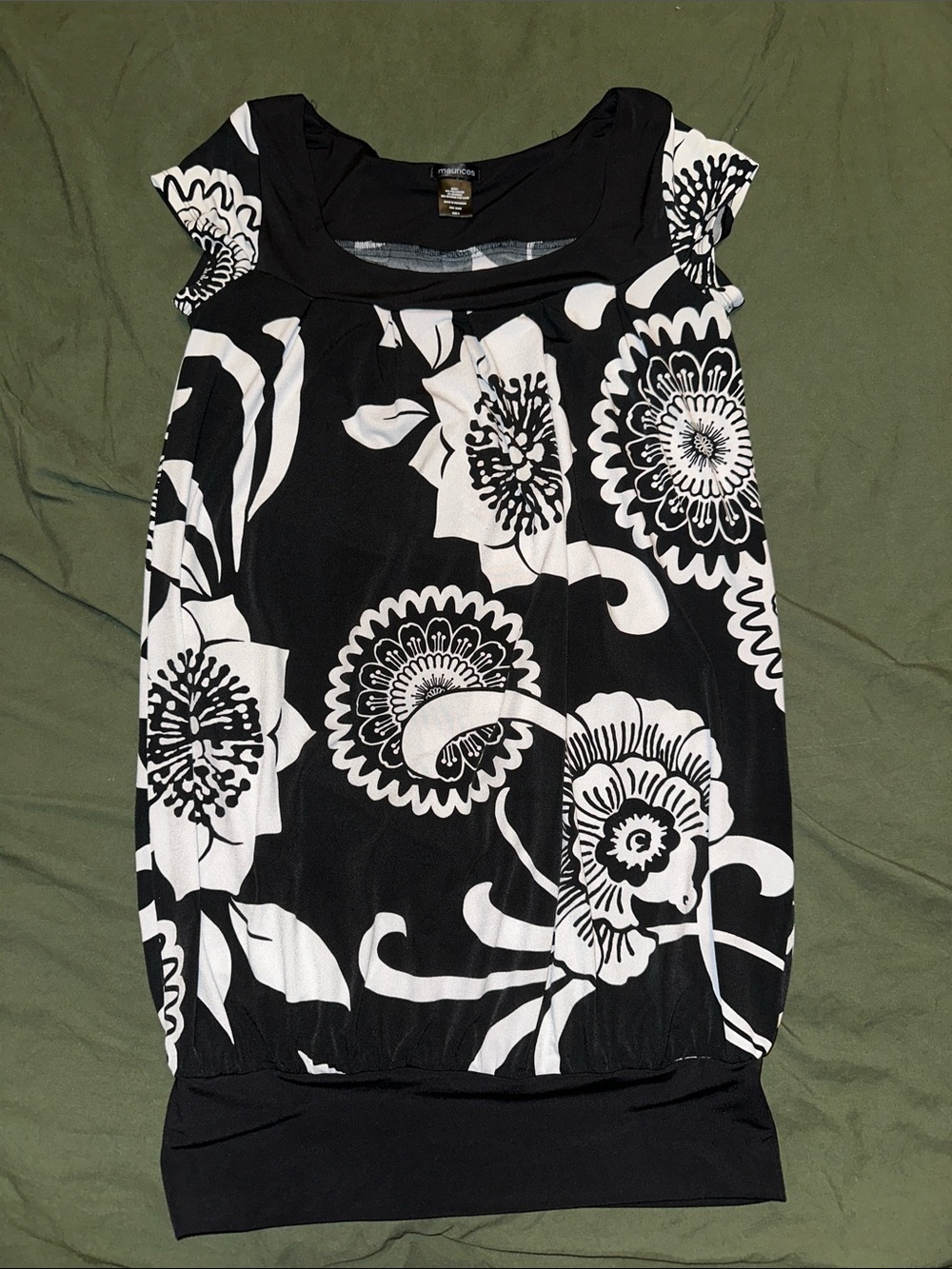 Maurices Black and White Floral Scoop-Neck Tunic